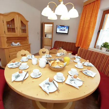 Дом отдыха Modern Holiday In Hinterglemm With Sauna