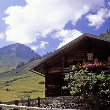 Дом отдыха Modern Holiday In Hinterglemm With Sauna *